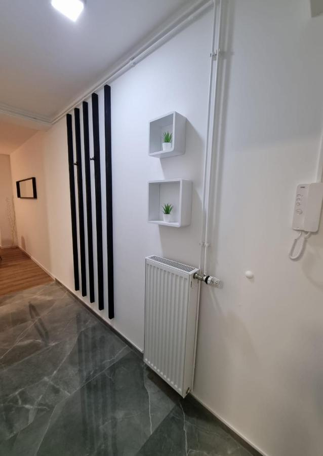 דירות אוסילק Apartman Simic מראה חיצוני תמונה